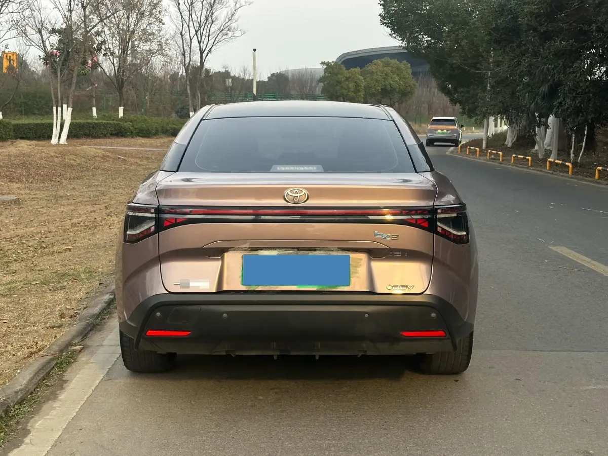 2023 Toyota bZ3 BEV 65.28KWH,autocango,china used car exporter,china ev exporter,chinese used car exporter,chinese used ev exporter