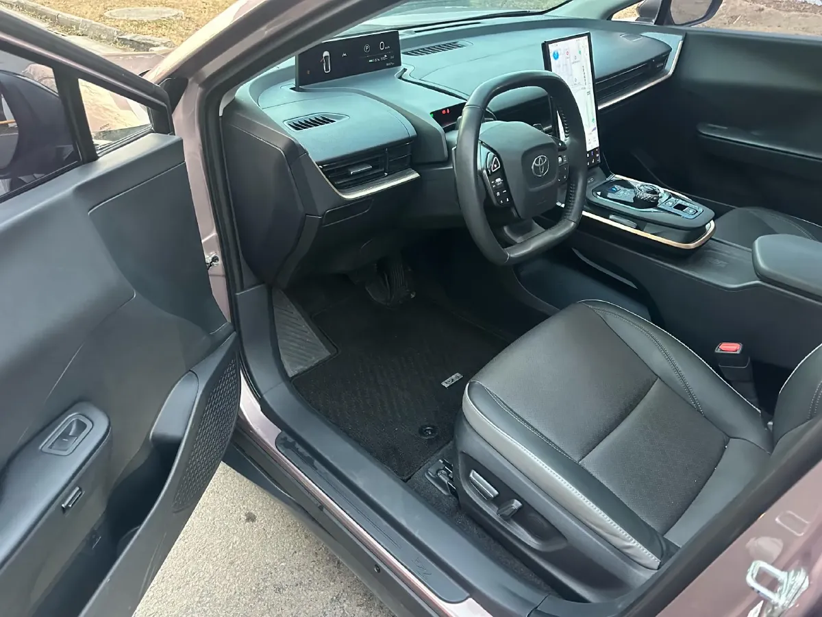 2023 Toyota bZ3 BEV 65.28KWH,autocango,china used car exporter,china ev exporter,chinese used car exporter,chinese used ev exporter