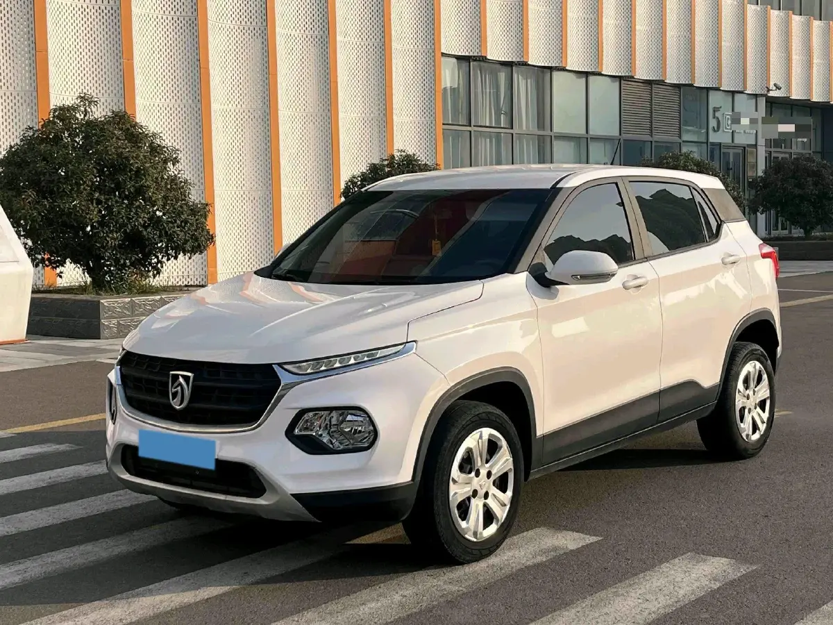 2017 BaoJun 510 1.5L 112HP L4 6MT