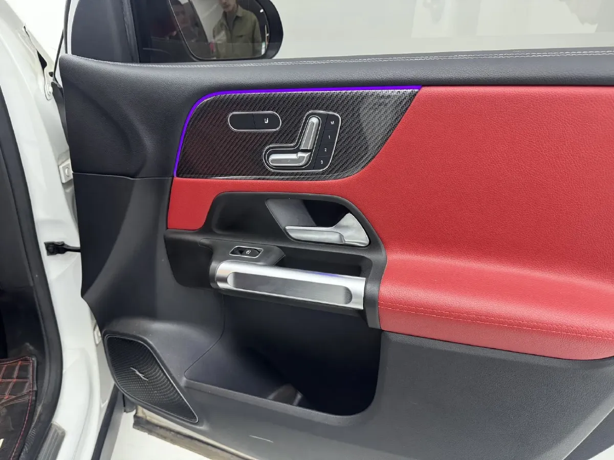 2021 Mercedes-Benz GLB AMG 2.0T 306HP L4 8DCT,autocango,china used car exporter,china ev exporter,chinese used car exporter,chinese used ev exporter