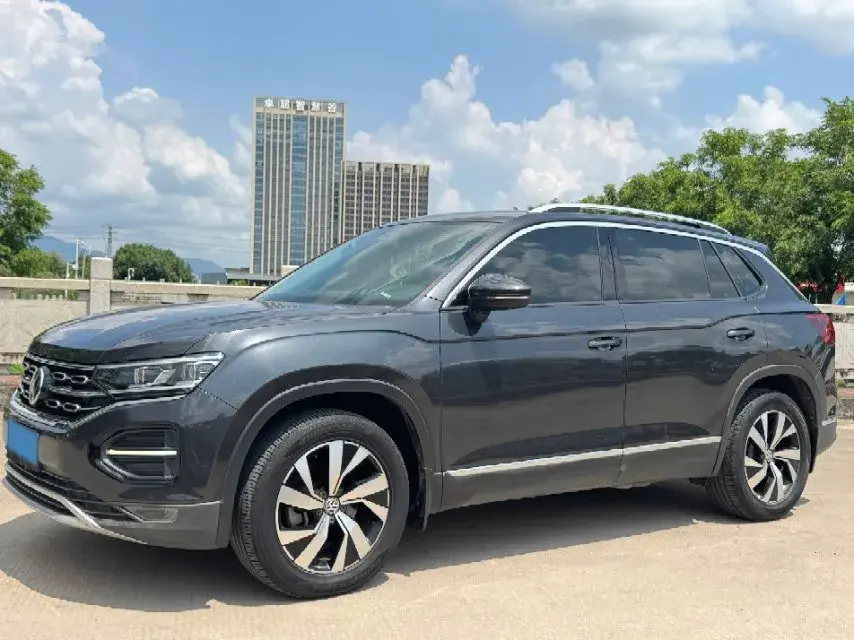 2019 Jeep Cherokee 2.0T 234HP L4 9AT