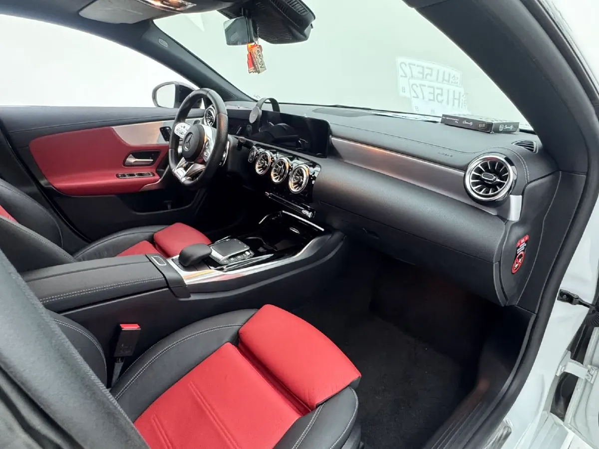 2021 Mercedes-Benz CLA AMG 2.0T 306HP L4 7DCT,autocango,china used car exporter,china ev exporter,chinese used car exporter,chinese used ev exporter