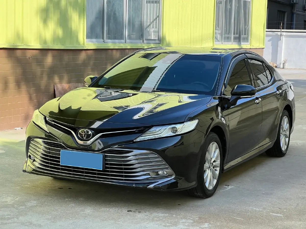 2019 Toyota Camry 2.0L 178HP L4 CVT