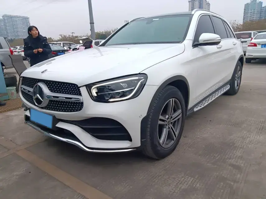 2020 Mercedes-Benz GLC Class 2.0T 197HP L4 9AT