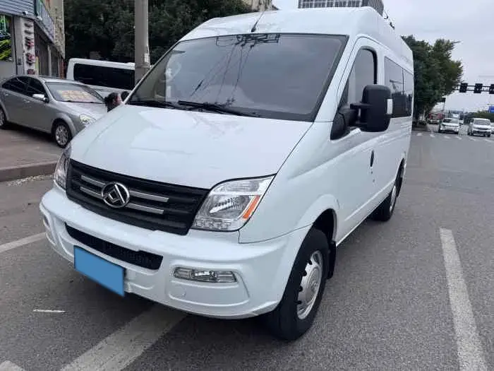 2021 MAXUS XinTu V80 2.0T 127HP L4 6MT