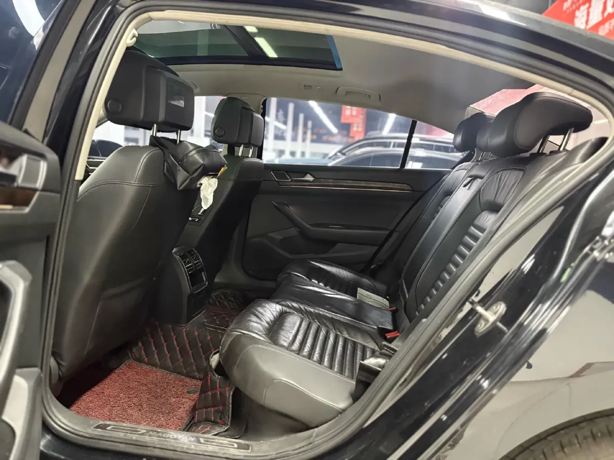 2018 Volkswagen Magotan 1.8T 180HP L4 7DCT,autocango,china used car exporter,china ev exporter,chinese used car exporter,chinese used ev exporter