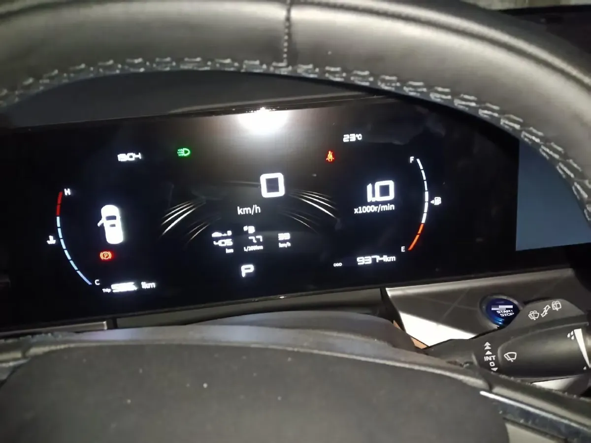 2024 Geely OkavangoPRO 1.5T 181HP L4 7DCT,autocango,china used car exporter,china ev exporter,chinese used car exporter,chinese used ev exporter