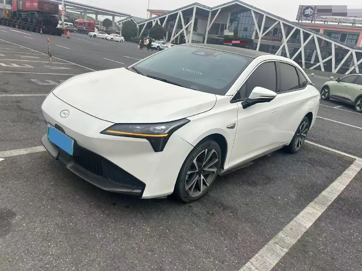 2022 ChangAn Oshan Z6 1.5T 170HP L4 6TCT PHEV 28.4KWH