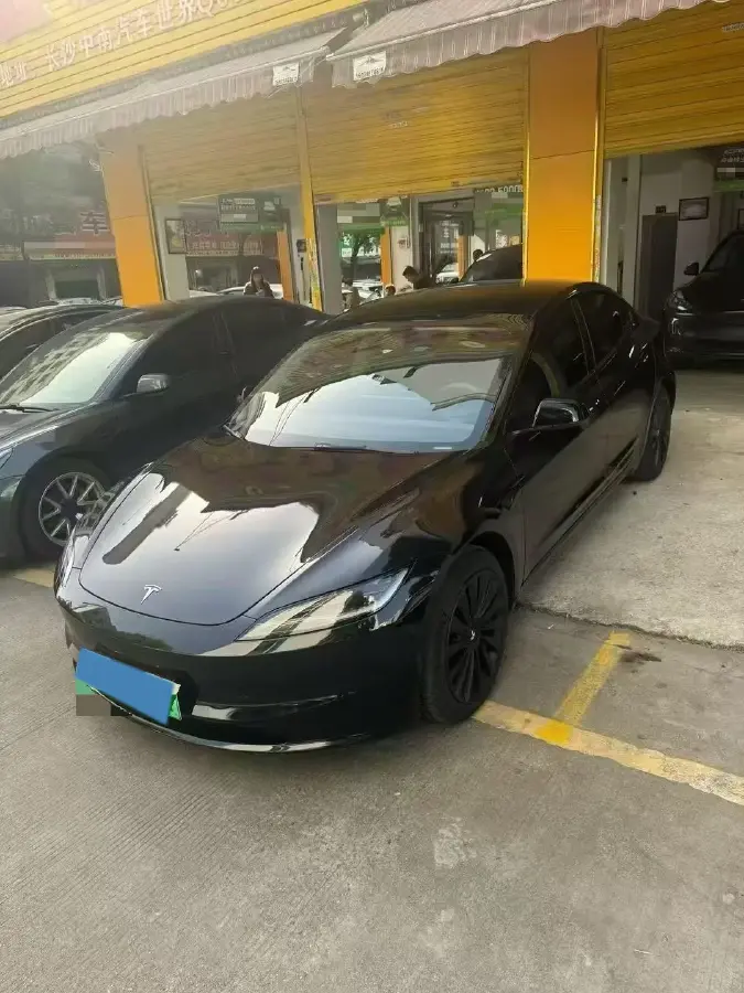 2023 HYPTEC GT BEV 80KWH