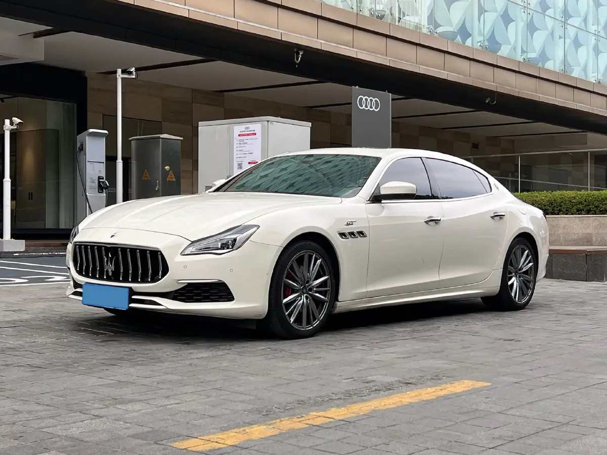 2022 Maserati Quattroporte 3.0T 430HP V6 8AT