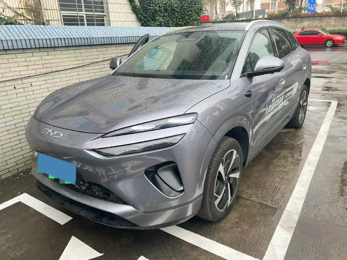 2025 LanDian E5 PLUS 1.5L 95HP L4 E-CVT PHEV
