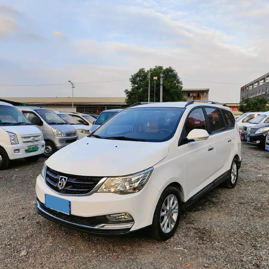 2016 BaoJun 730 1.5L 112HP L4 5MT