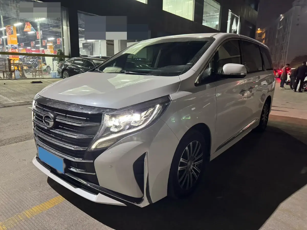 2021 GAC Trumpchi M8 2.0T 252HP L4 8AT