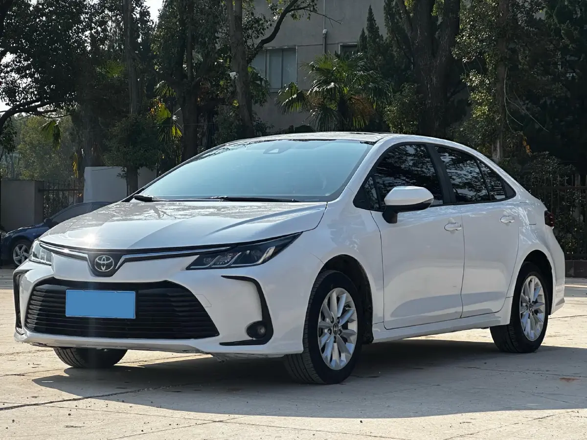 2021 Toyota Corolla 1.2T 116HP L4 CVT