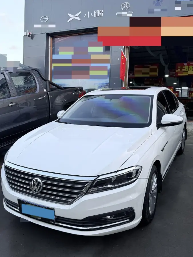 2019 Volkswagen Sagitar 1.2T 116HP L4 7DCT