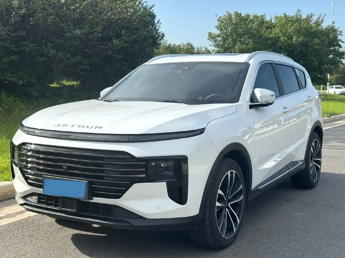 2025 Jetour X70 Plus 1.5T 184HP L4 7DCT