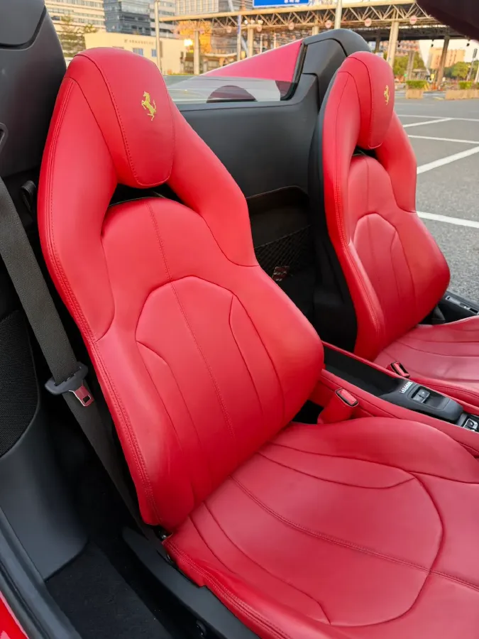 2020 Ferrari F8 3.9T 720HP V8 7DCT,autocango,china used car exporter,china ev exporter,chinese used car exporter,chinese used ev exporter