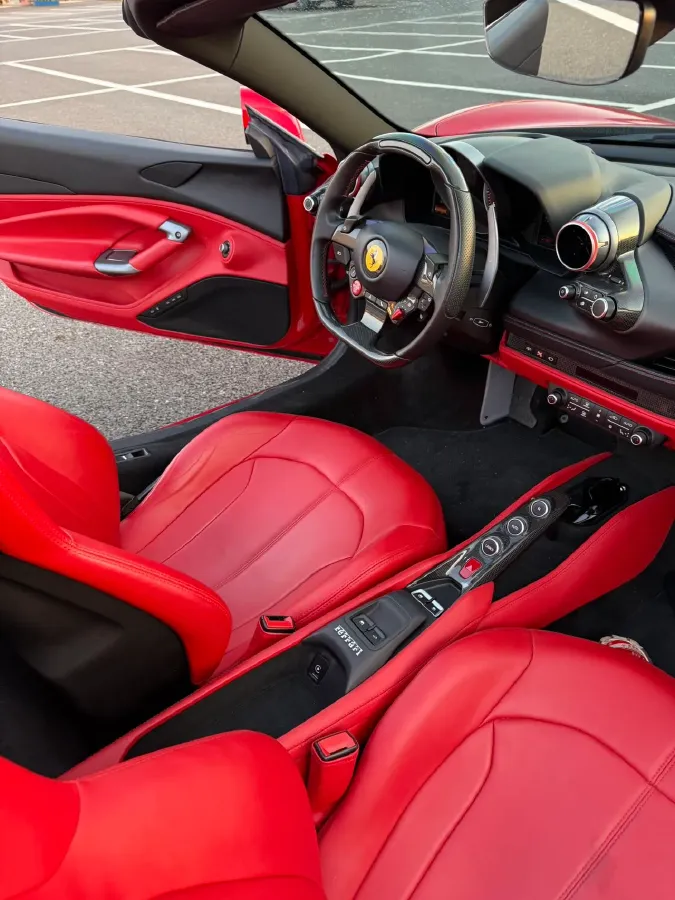 2020 Ferrari F8 3.9T 720HP V8 7DCT,autocango,china used car exporter,china ev exporter,chinese used car exporter,chinese used ev exporter