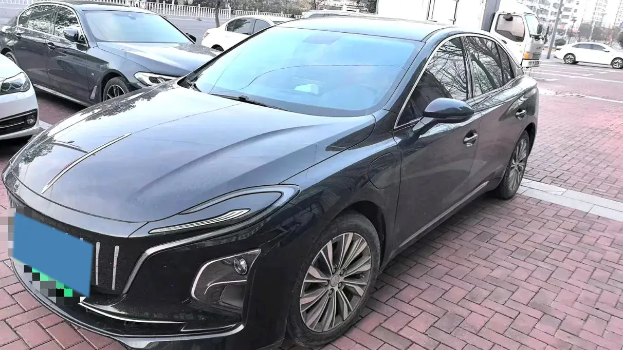 2022 HongQi E-QM5 BEV 54KWH