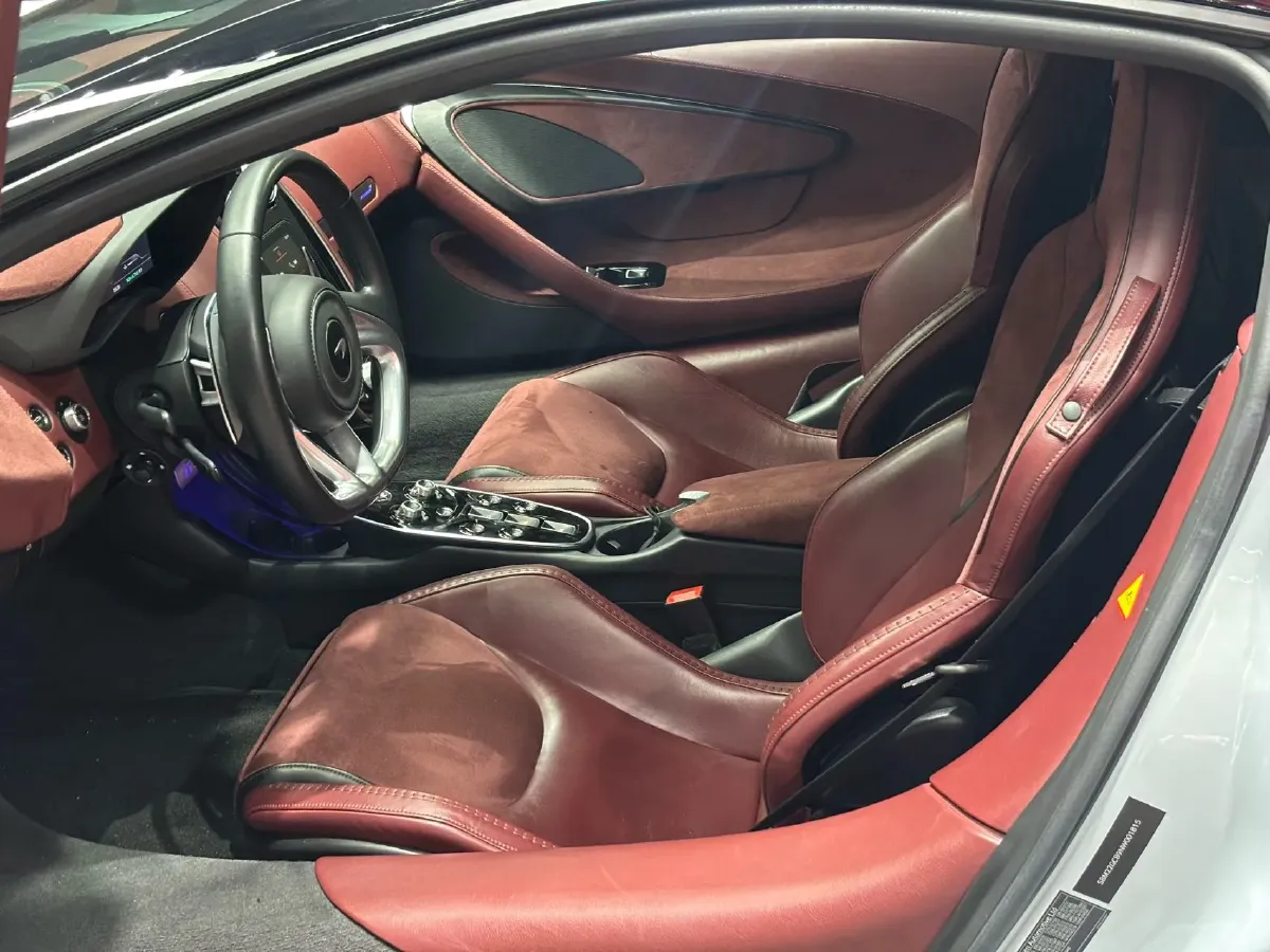 2022 McLaren GT 4.0T 620HP V8 7DCT,autocango,china used car exporter,china ev exporter,chinese used car exporter,chinese used ev exporter