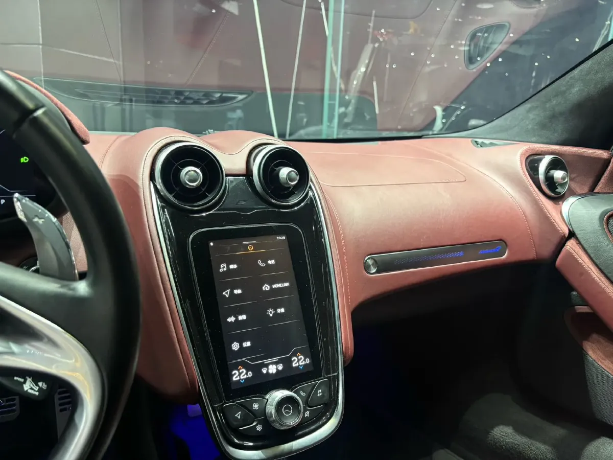 2022 McLaren GT 4.0T 620HP V8 7DCT,autocango,china used car exporter,china ev exporter,chinese used car exporter,chinese used ev exporter