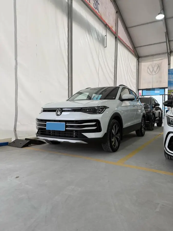 2025 Volkswagen Tharu 1.5L 110HP L4 6AT