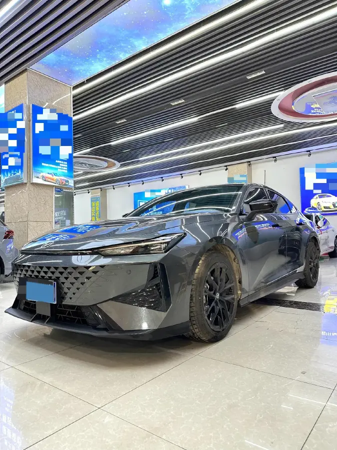 2024 ChangAn UNI-V 1.5T 188HP L4 7DCT