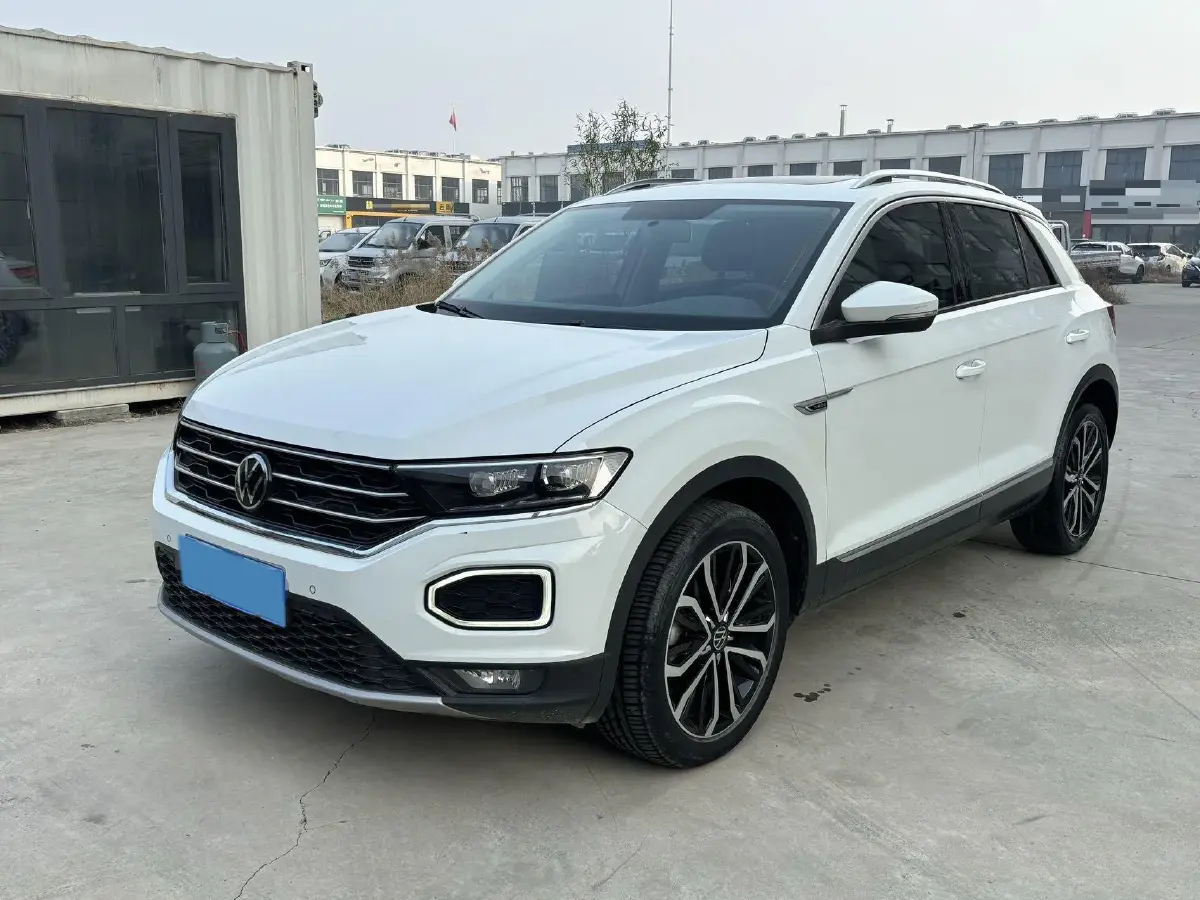 2022 Volkswagen T-Roc 1.4T 150HP L4 7DCT