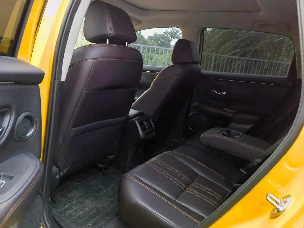 2022 Honda ZR-V 1.5T 182HP L4 CVT,autocango,china used car exporter,china ev exporter,chinese used car exporter,chinese used ev exporter