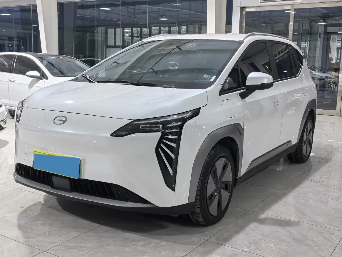 2024 Aion Y BEV 49.75KWH