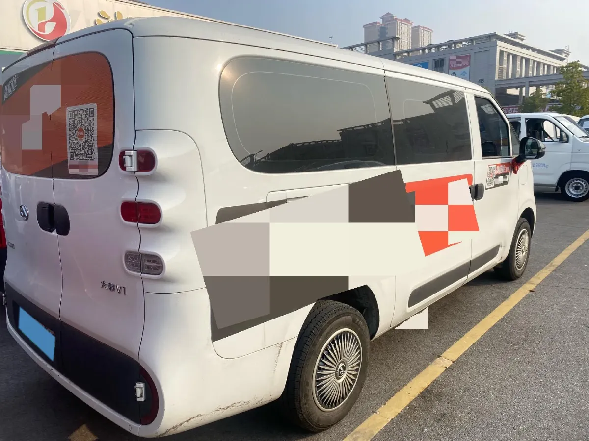 2025 JAC T8 2.0T 170HP L4 8AT,autocango,china used car exporter,china ev exporter,chinese used car exporter,chinese used ev exporter