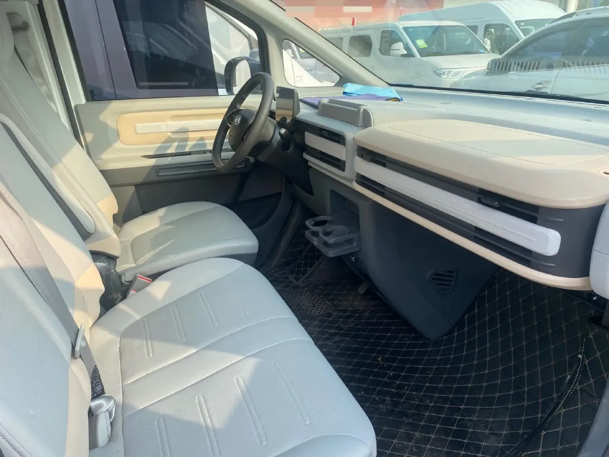 2025 JAC T8 2.0T 170HP L4 8AT,autocango,china used car exporter,china ev exporter,chinese used car exporter,chinese used ev exporter