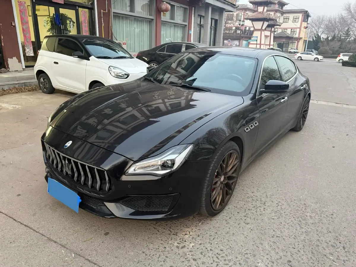 2018 Maserati Quattroporte 3.0T 350HP V6 8AT