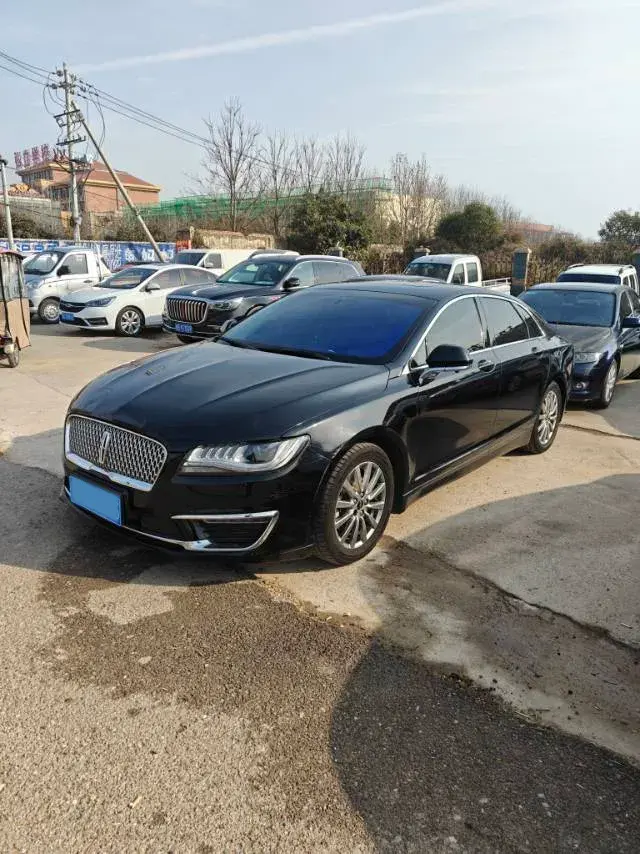 2018 Lincoln MKZ 2.0T 203HP L4 6AT