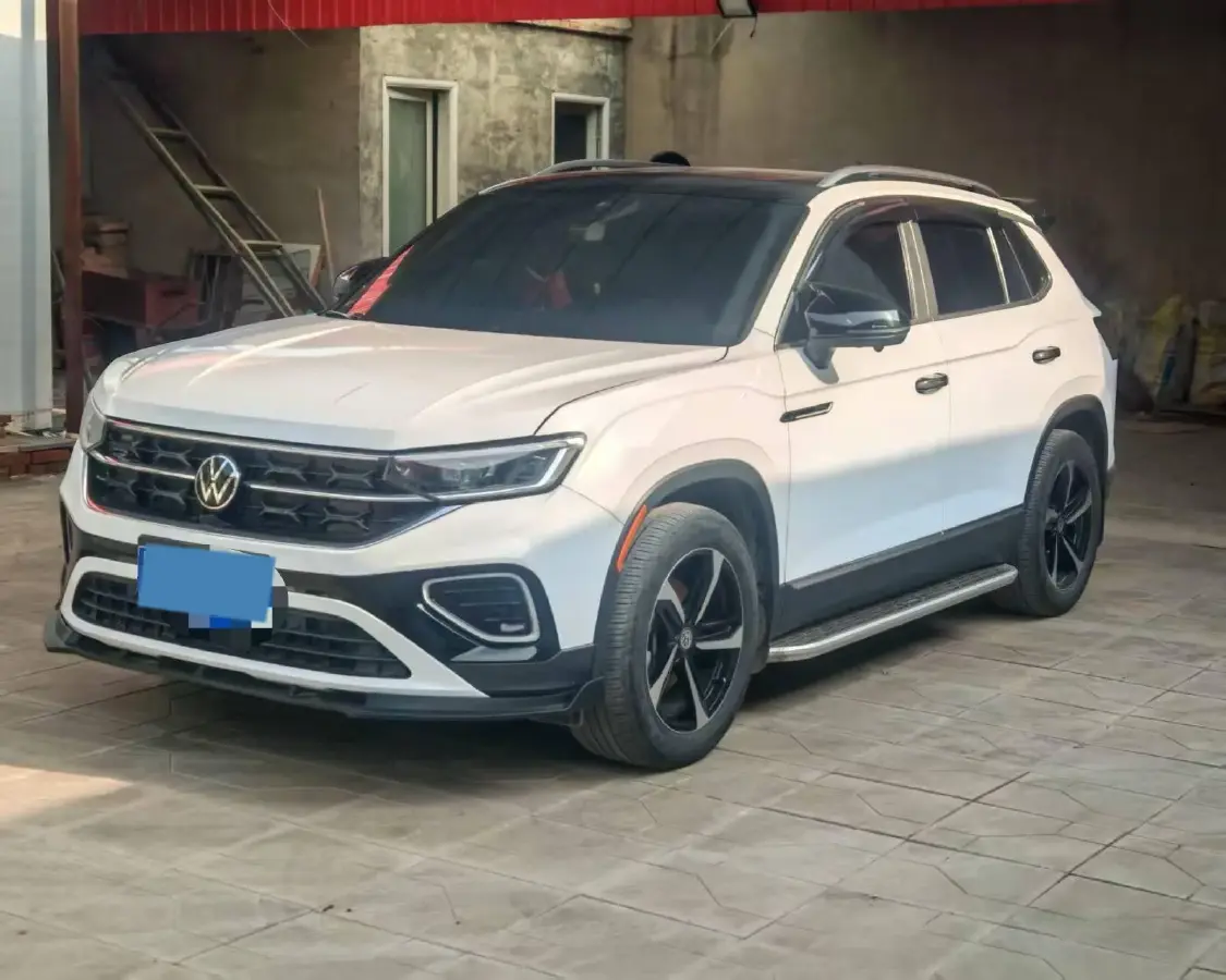 2023 Volkswagen Tayron 2.0T 186HP L4 7DCT