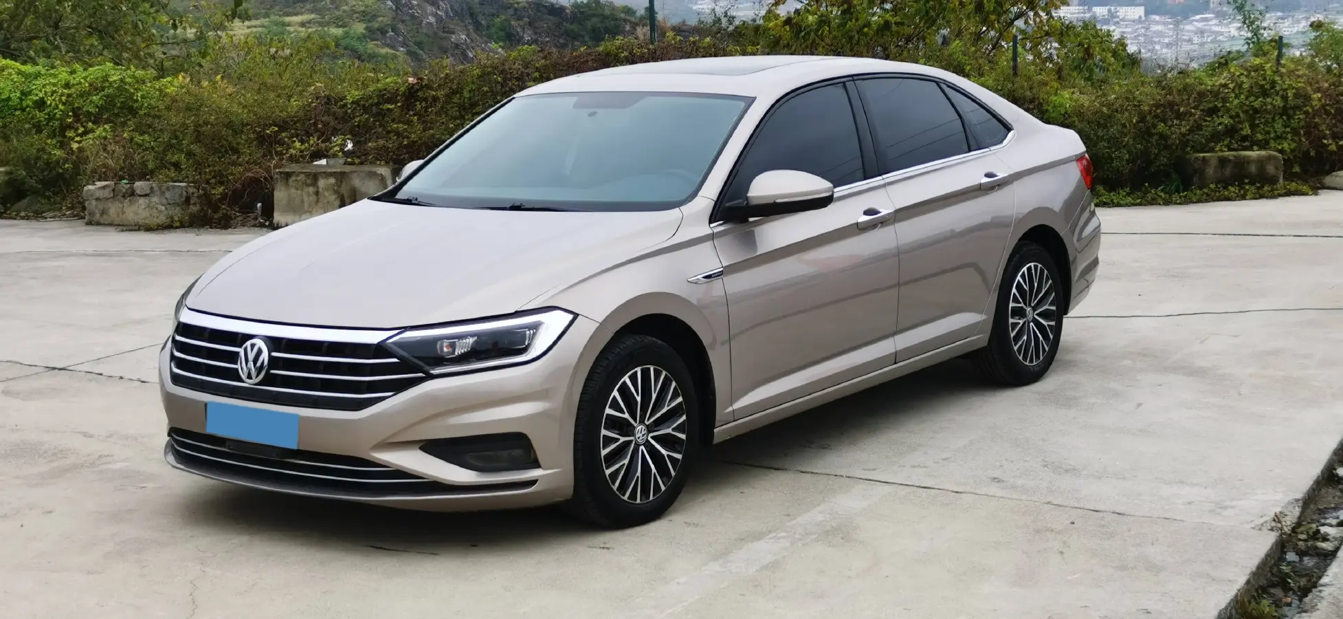 2021 Volkswagen Sagitar 1.4T 150HP L4 7DCT