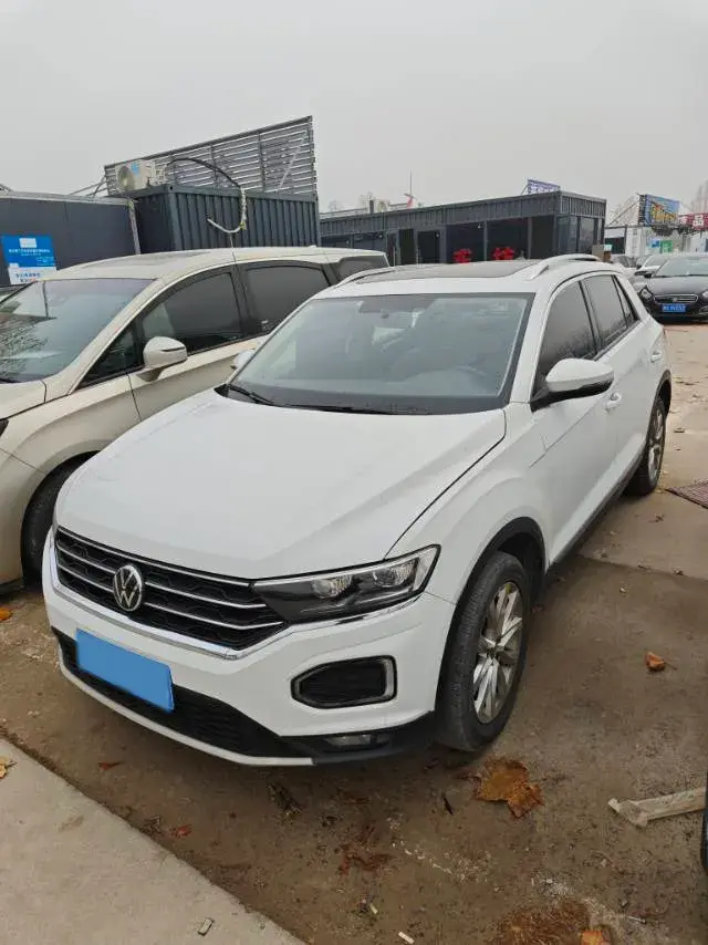 2022 Volkswagen T-Roc 1.4T 150HP L4 7DCT