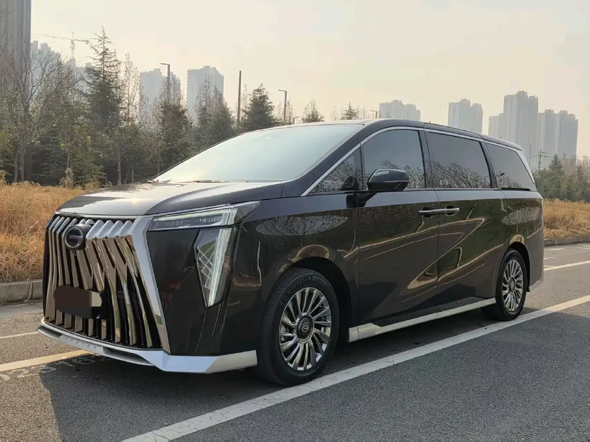 2025 GAC Trumpchi M8 2.0T 190HP L4 2DHT Hybrid