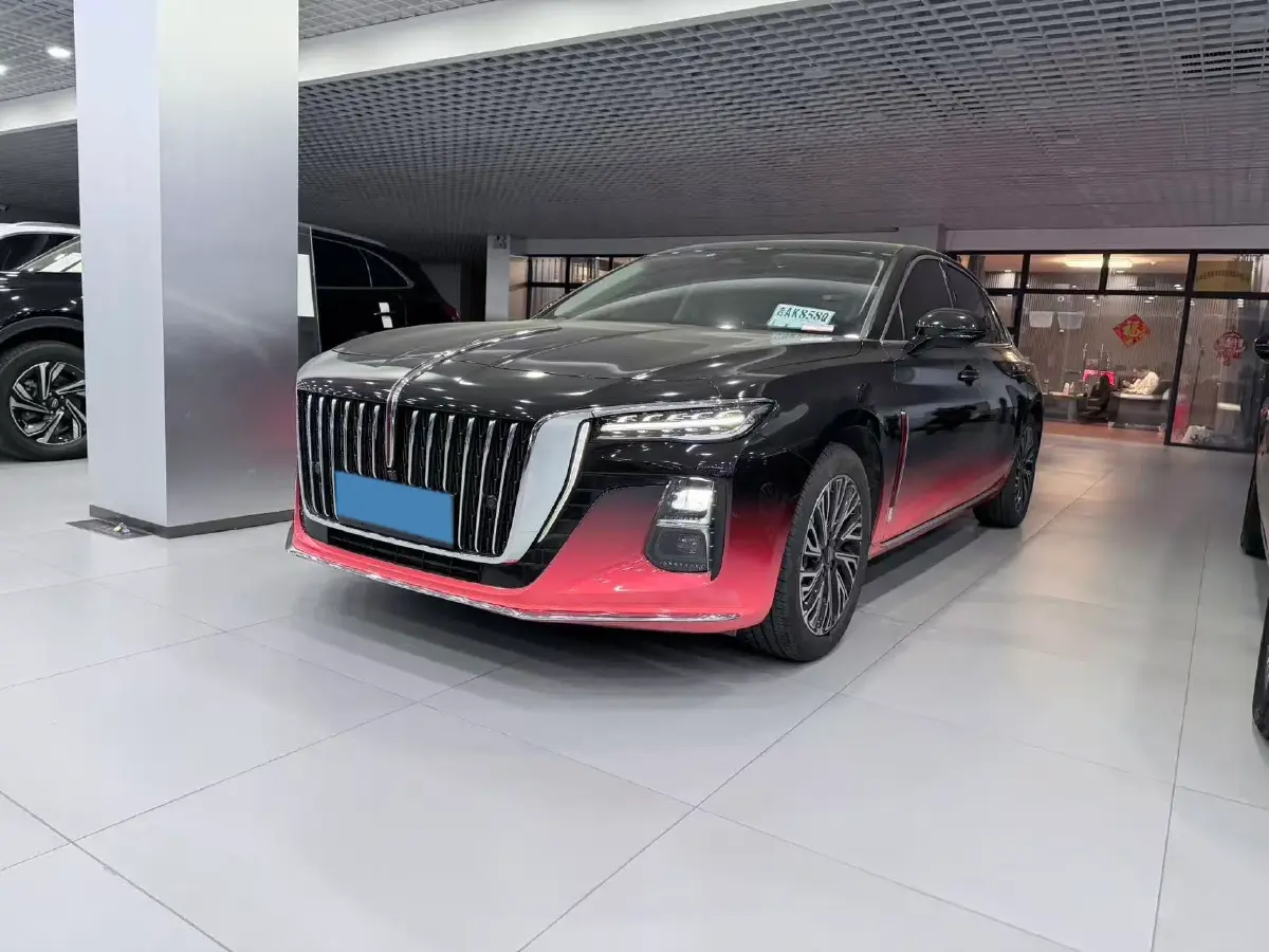 2024 HongQi H5 2.0T 224HP L4 8AT