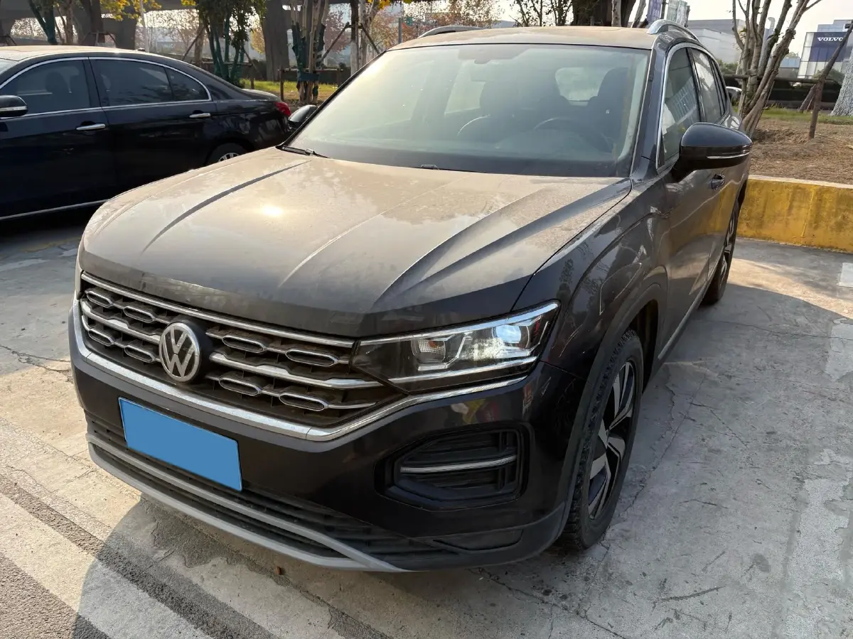 2019 Jeep Cherokee 2.0T 234HP L4 9AT