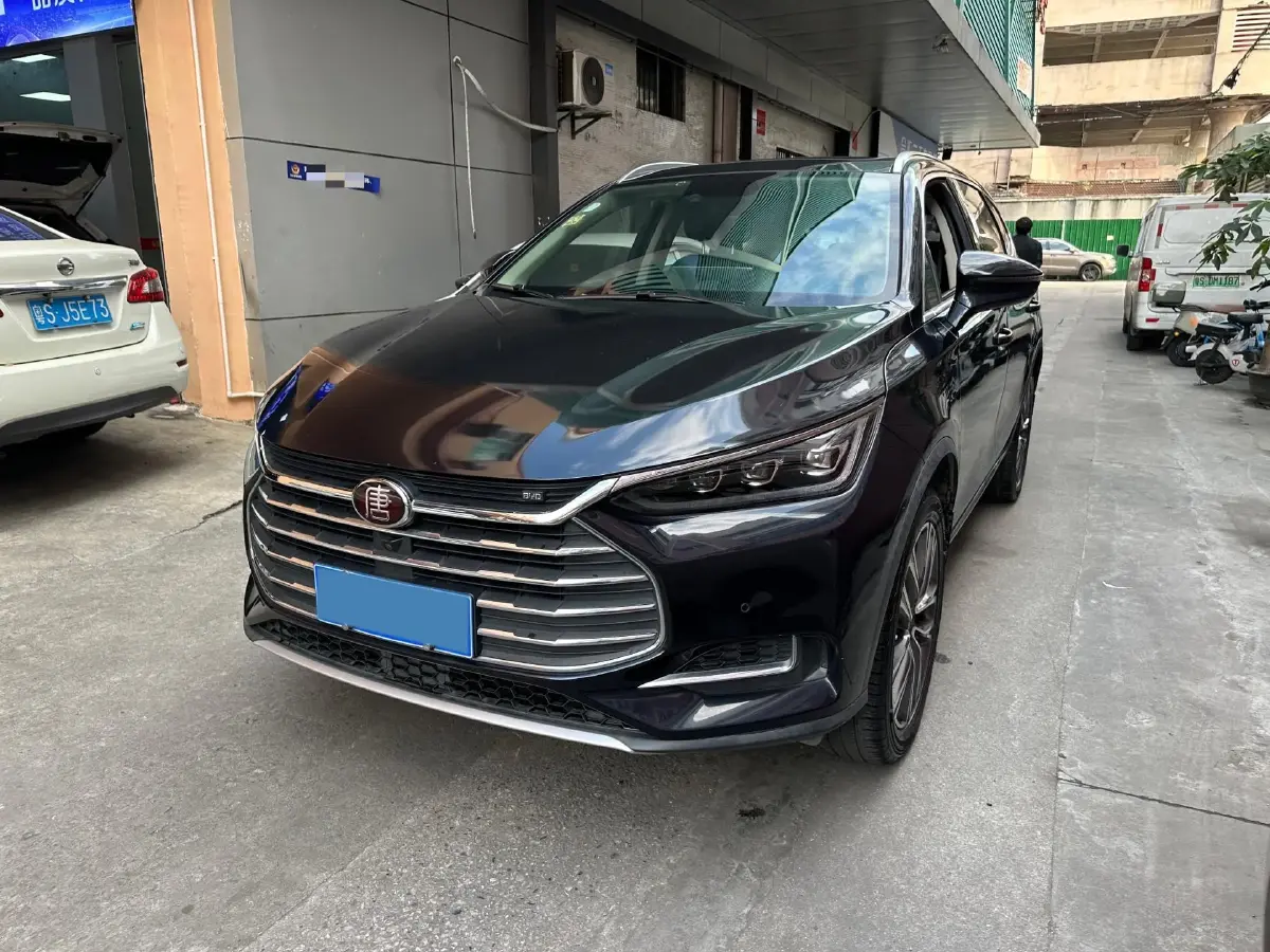 2018 BYD Tang 2.0T 205HP L4 6AT