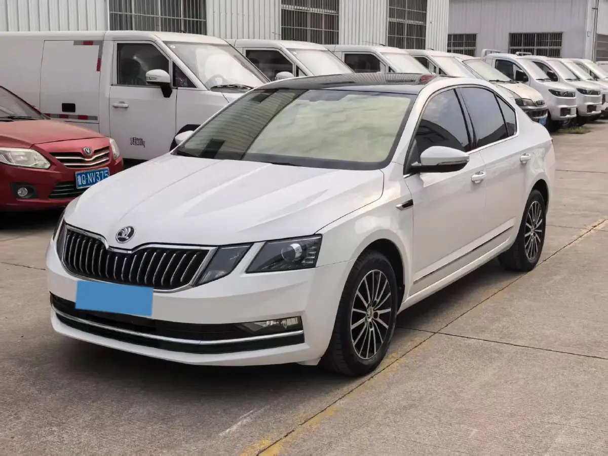 2019 Skoda Octavia 1.5L 116HP L4 6AT