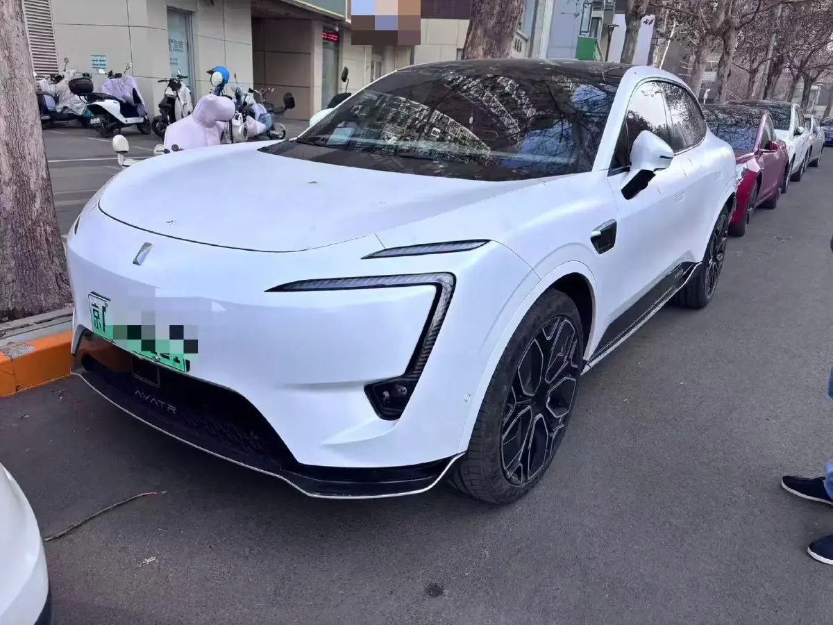 2023 Avatr 11 BEV 90KWH
