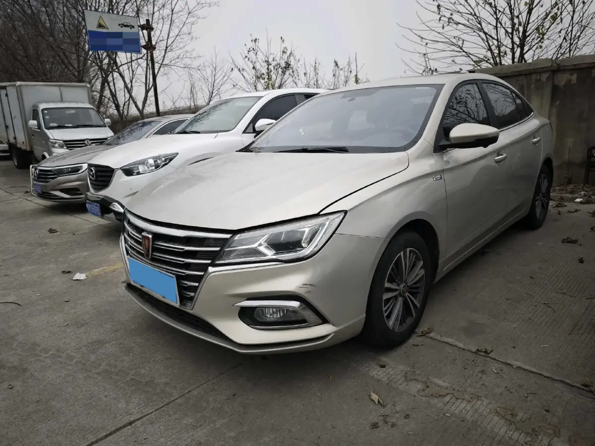 2019 Roewe i5 1.5L 120HP L4 CVT