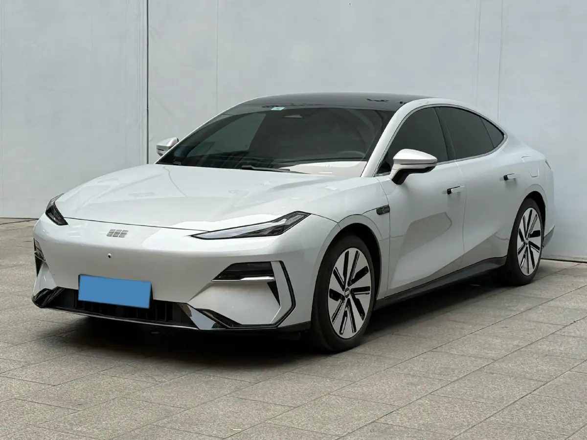2024 Geely Galaxy E8 BEV 76KWH