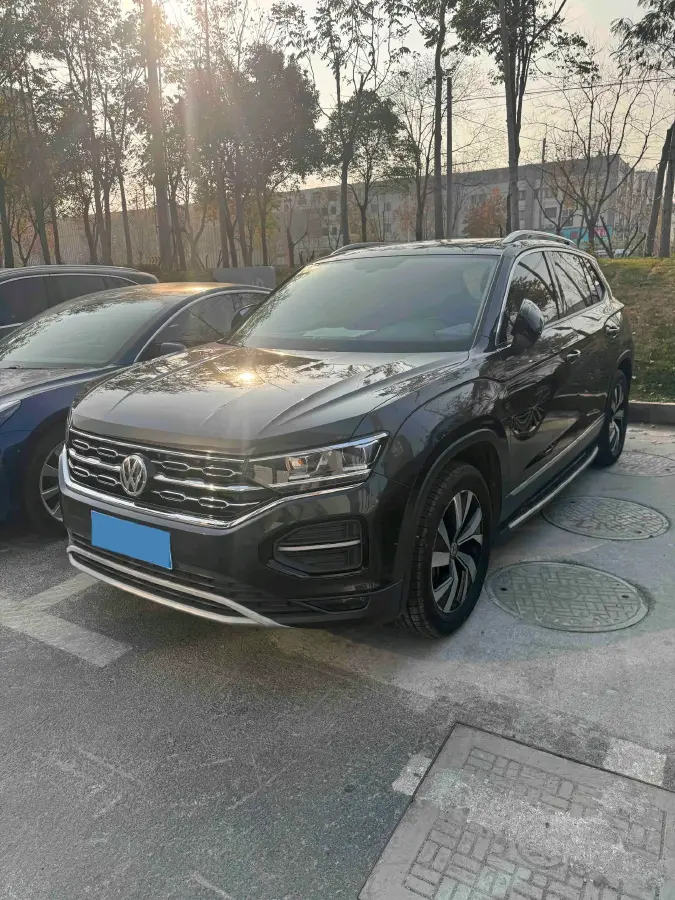 2019 Jeep Cherokee 2.0T 234HP L4 9AT