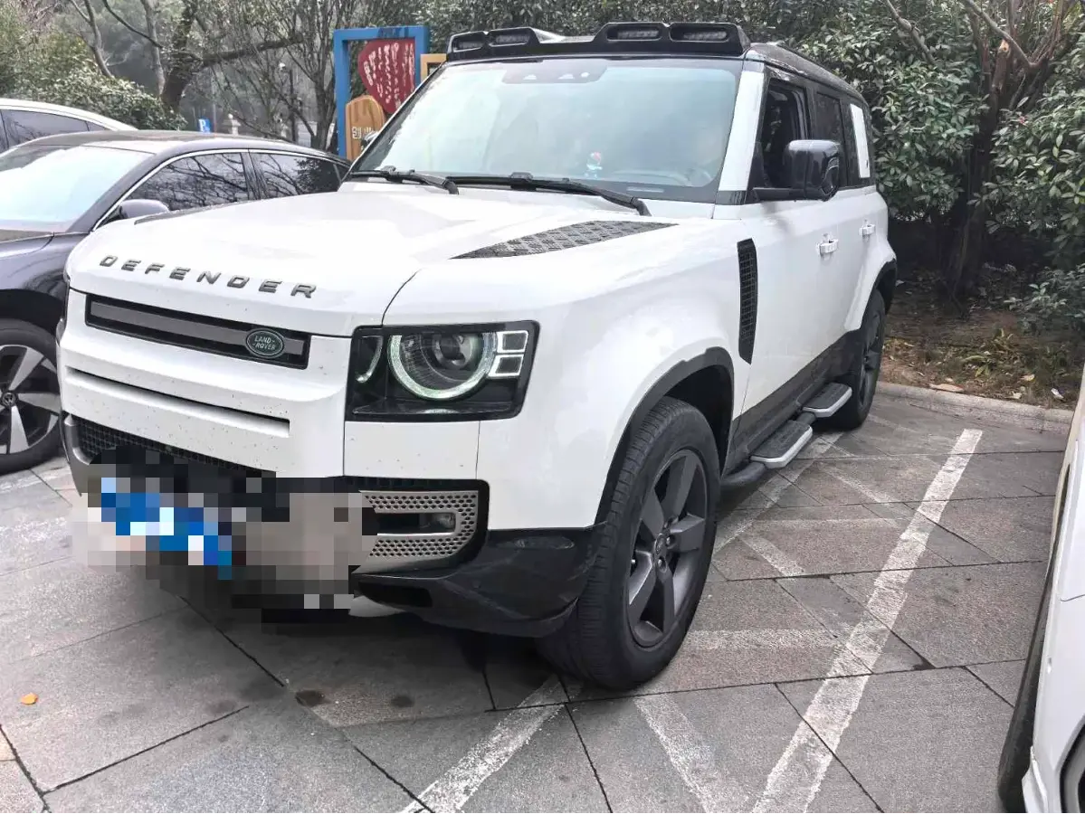 2022 Land Rover Defender 3.0T 400HP L6 8AT