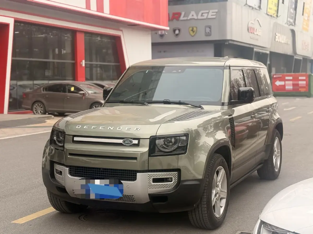 2020 Land Rover Defender 3.0T 400HP L6 8AT