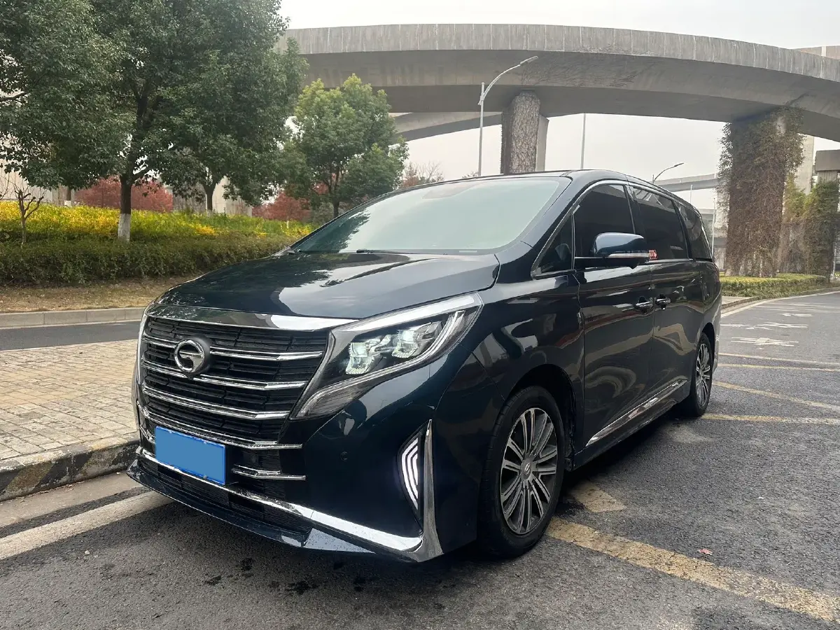 2021 GAC Trumpchi M8 2.0T 252HP L4 8AT