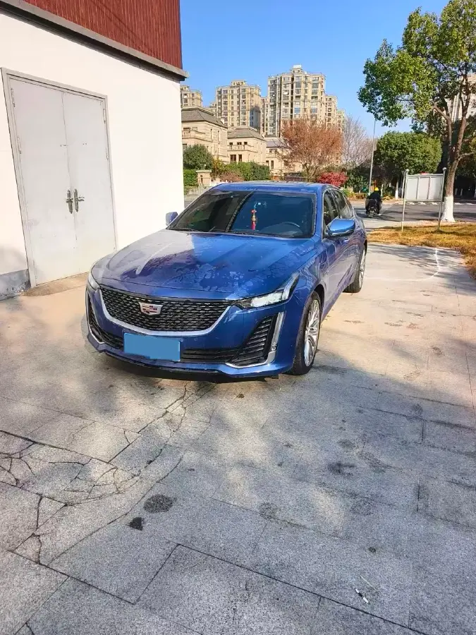 2021 Cadillac CT5 2.0T 237HP L4 10AT